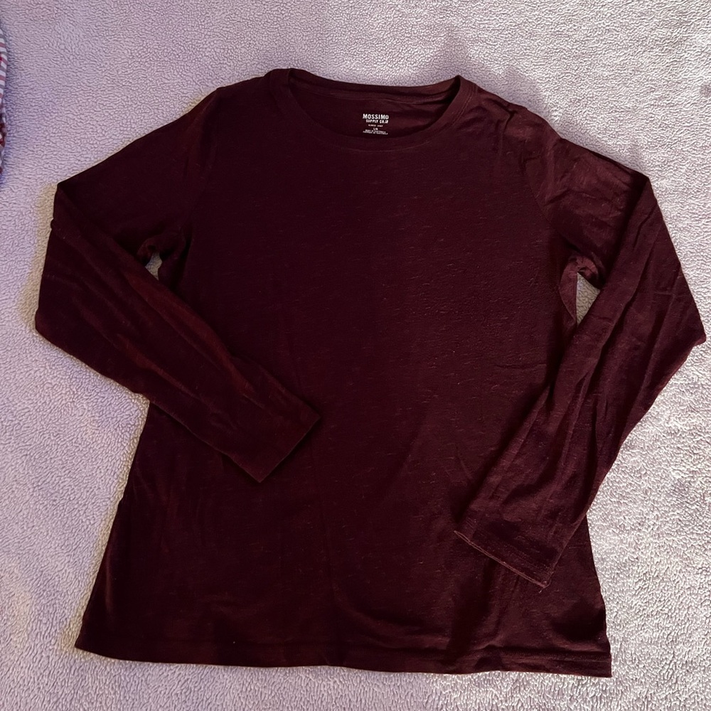 Mossimo Supply Co. Women's Long Sleeve Tee - Dark Burgundy